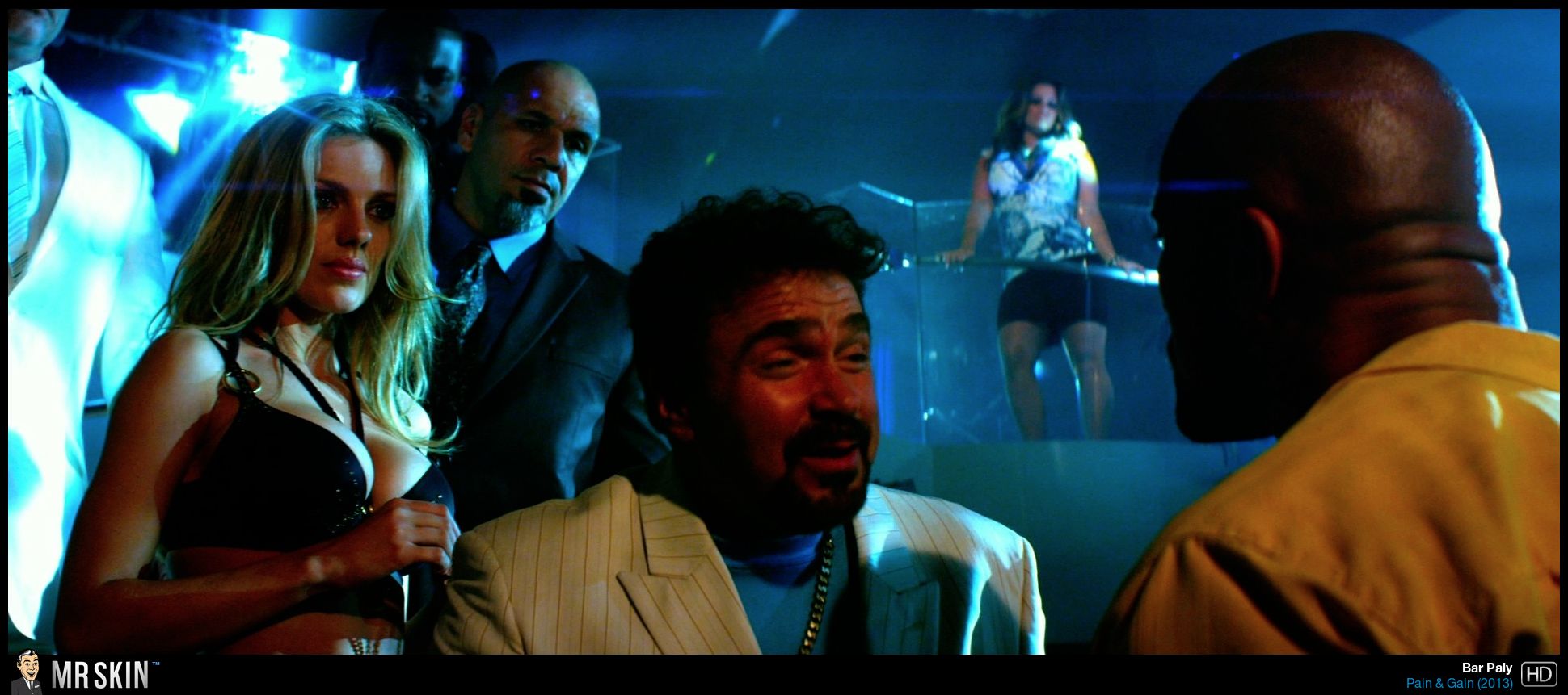 Бар Палий и ее засветы на фото 